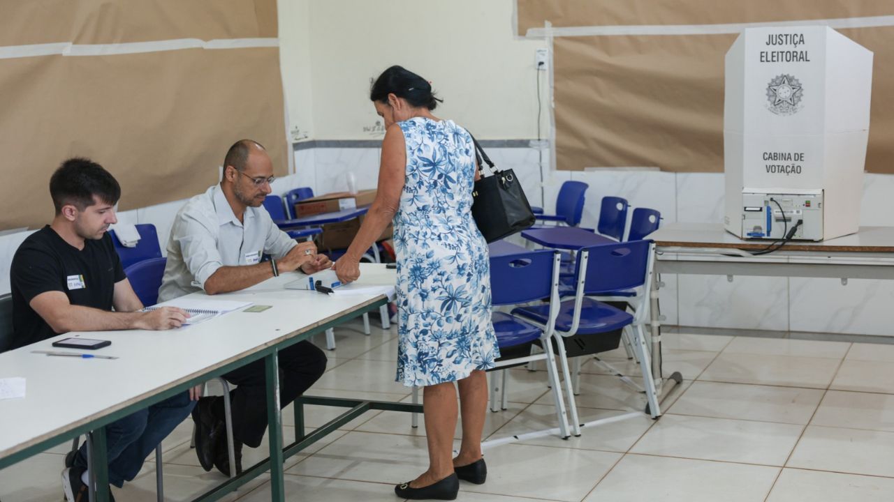 Foto Confira os candidatos ao governo que disputam o 2º turno neste domingo