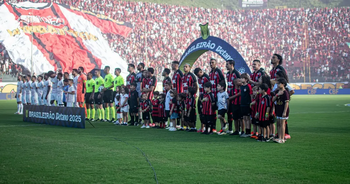 Vitória inicia venda digital de ingressos para confronto com o Sport