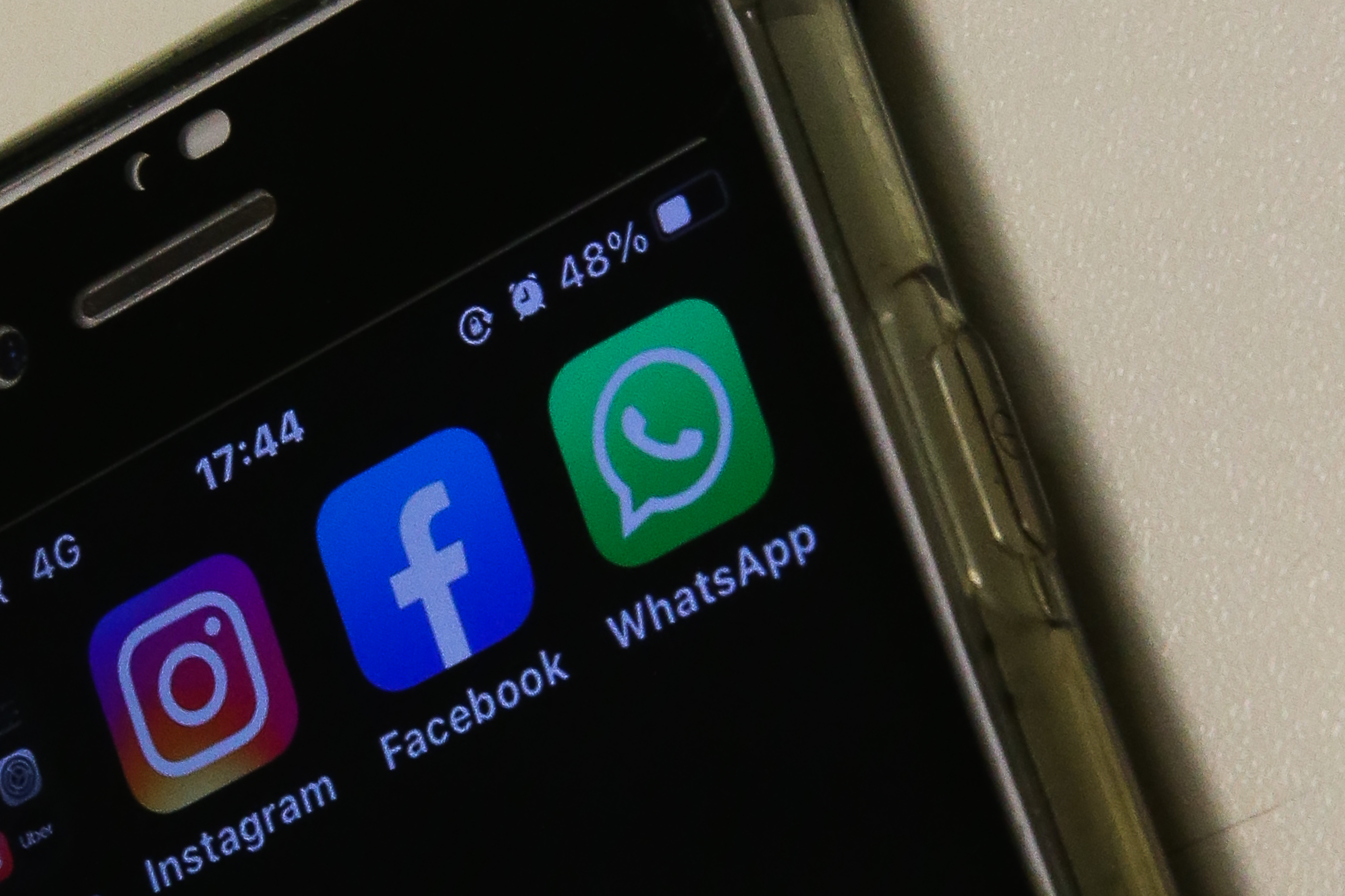 Foto WhatsApp pretende limitar envio de mensagens em listas de transmissão