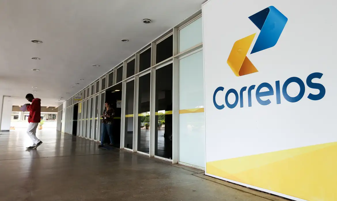 Foto Correios preparam Plano que pode cortar até 10 mil funcionários