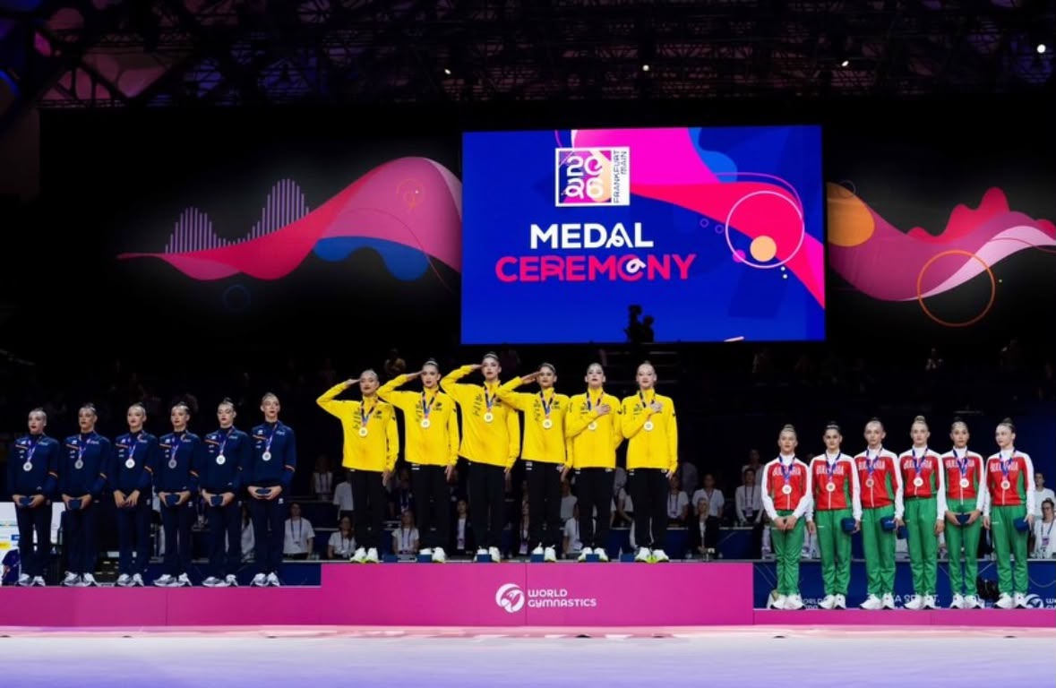 Foto  Brasil conquista ouro inédito no Mundial de Ginástica Rítmica