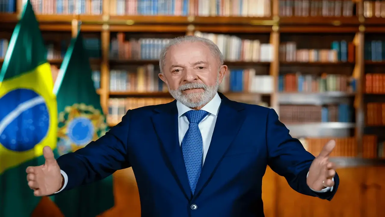 Lula critica sobretaxa dos EUA e ameaça retaliar empresas digitais americanas