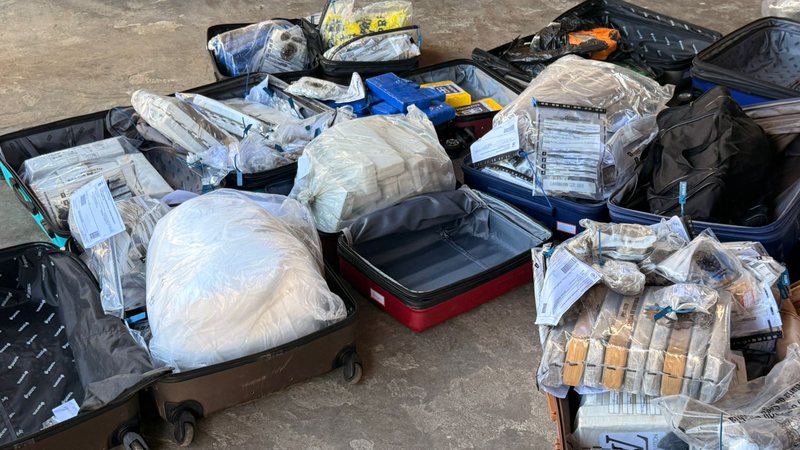 Foto Polícia Civil incinera quase meia tonelada de drogas em Vitória da Conquista