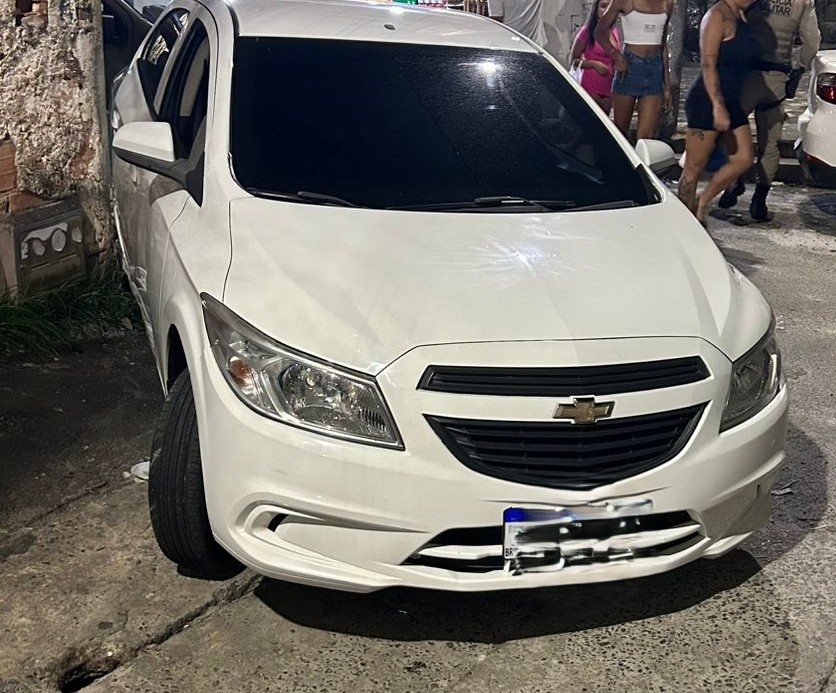 Foto Carro adulterado é recuperado após tentativa de fulga no bairro de São Caetano  