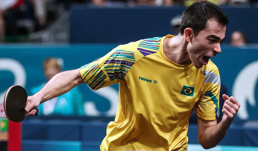 Calderano avança à semifinal da Copa do Mundo de tênis de mesa